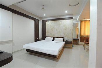 Jal Sagar Hotel Vadodara Luaran gambar